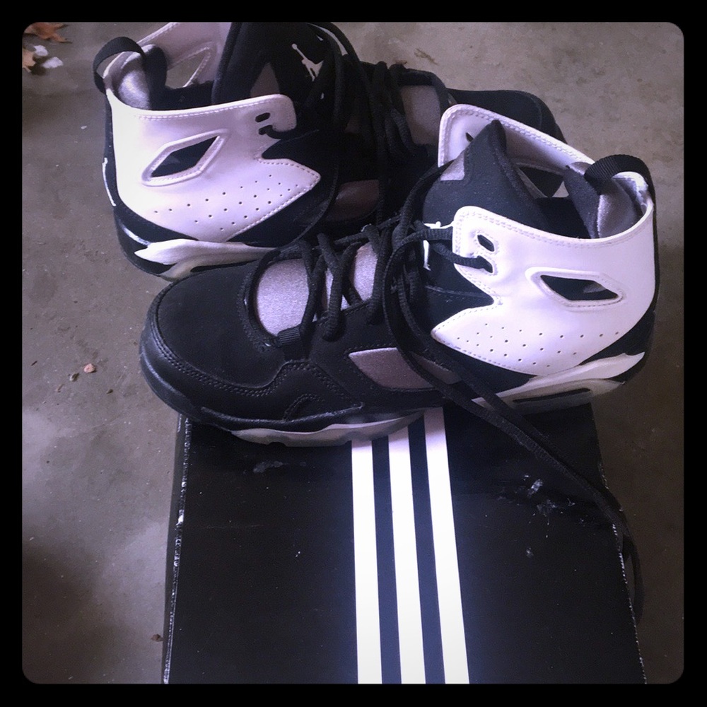 Boys youth sneakers